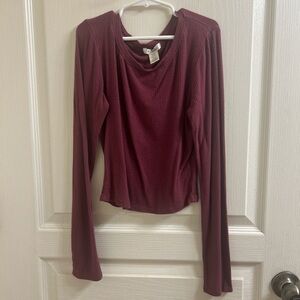 Women's Burgundy Long Sleeve Top